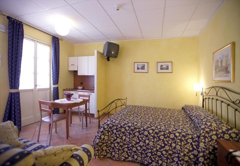 Albergo Badellino Bra Exterior foto